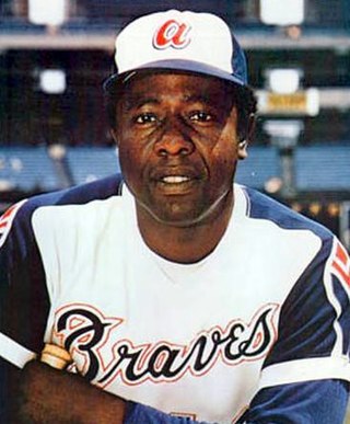 <span class="mw-page-title-main">Hank Aaron Award</span> Annual Major League Baseball award