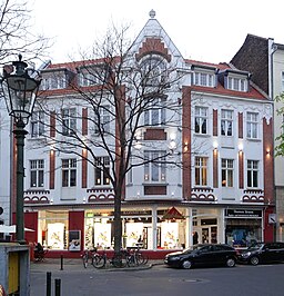 Haus Dominikanerstraße 2 (illuminiert), Düsseldorf-Oberkassel