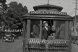 Hollywood line streetcar Pacific Electric 1922.jpg
