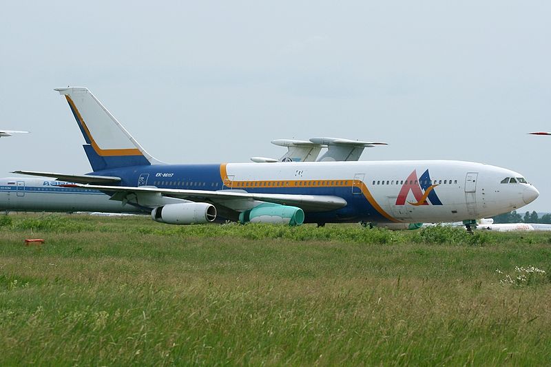 File:Ilyushin IL-86, Armenian Airlines JP6606782.jpg