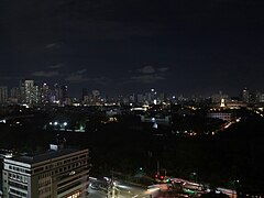 Intramuros, Bonifacio Drive, Binondo, Quiapo, Arroceros skyline MH night