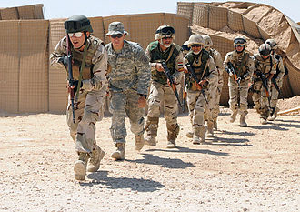 Iraqi commandos training under the supervision of soldiers from the US 82nd Airborne in December 2010 Iraqi army 03 2011.jpg