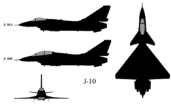 A J–10 háromnézeti rajza, felül az együléses, alul a kétüléses változat oldalnézete