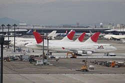JAL Japan Airlines Line Up (7570657022)