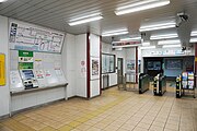 苦竹駅: 歴史, 駅構造, 利用状況