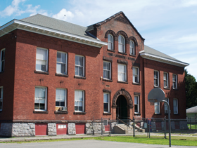 Johnson-school-north-adams-2009 зироаты.png