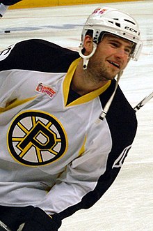 Opis obrazu Jordan Smotherman P-Bruins.jpg.