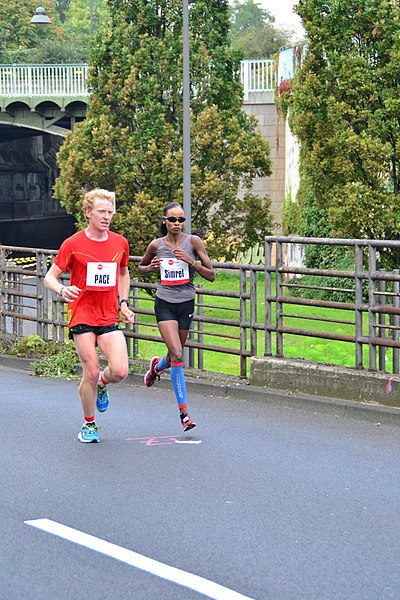 File:Köln Marathon 2014-09-14 00149 (15290549282).jpg