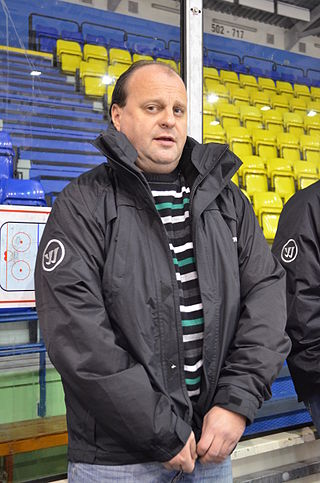 <span class="mw-page-title-main">Kamil Kašťák</span> Czech former ice hockey player (born 1966)