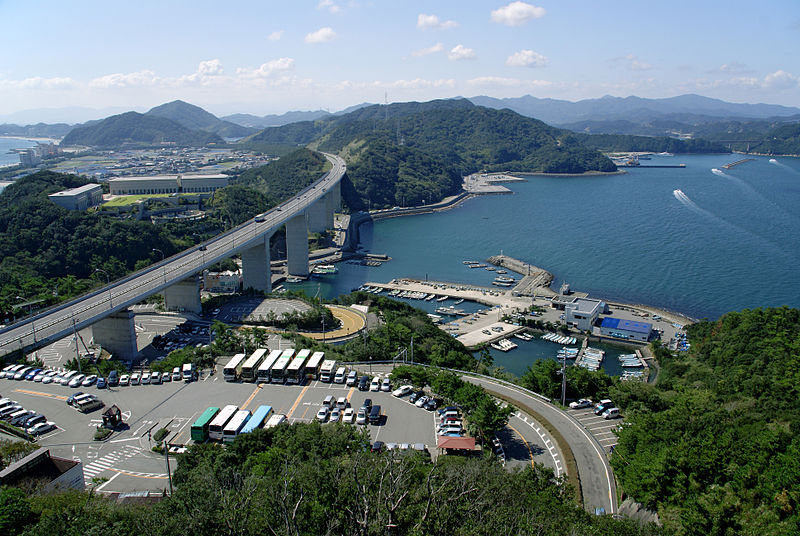 File:Kameura port01s3872.jpg