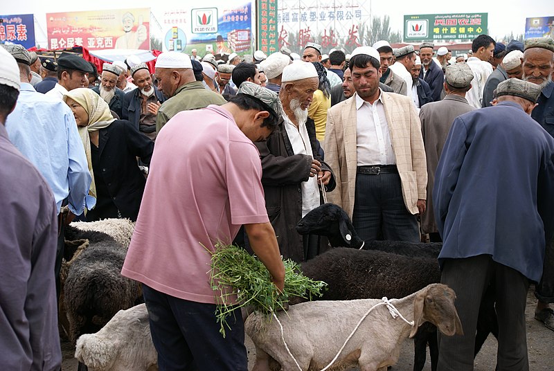 File:Kashgar Uyghur People.jpg