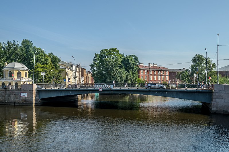 File:Khrapovitsky Bridge SPB 03.jpg