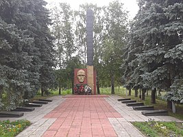 Knyazhychi - World War II common grave II.jpg