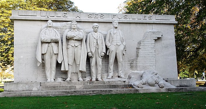 Monument to the five resistance fighters shot in Lille,