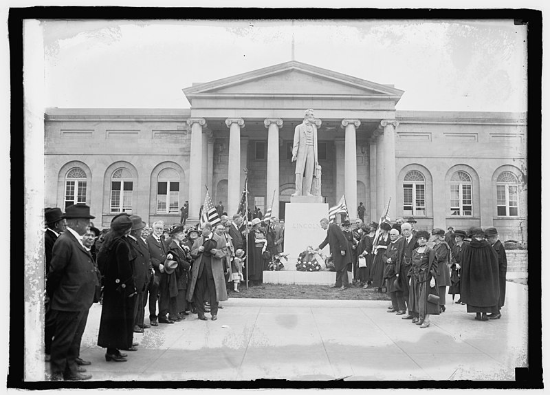 File:Lincoln ceremony, 4-14-24 LCCN2016848978.jpg