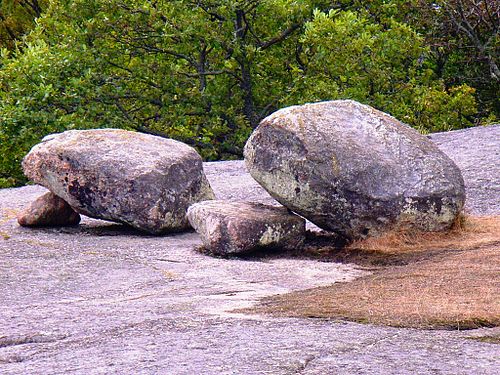 Little and big Stones