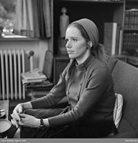 Liv Ullmann's performance was praised by Pauline Kael and she received the Guldbagge Award for Best Actress. Liv Ullmann 1966 2.jpg