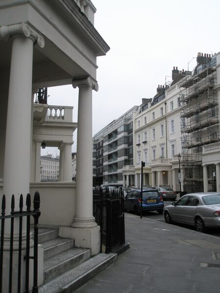 File:Looking from Chesham Place into Lowndes Street - geograph.org.uk - 1089362.jpg