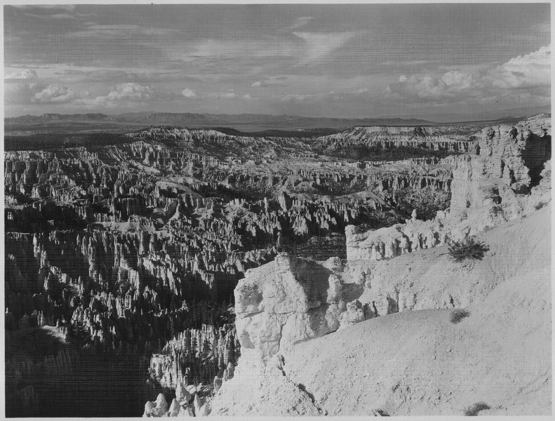 File:Looking northwest over Bryce Canyon from Bryce Point. - NARA - 520303.tif
