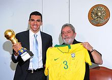 Lúcio and Brazilian President Lula in 2009