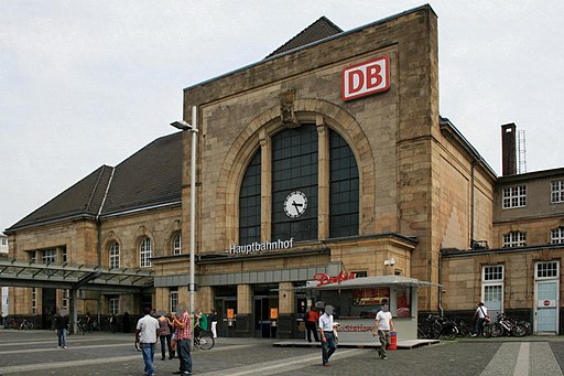 Mönchengladbach-MG Mitte Denkmal-Nr. E 029, Europaplatz 1 (5678)