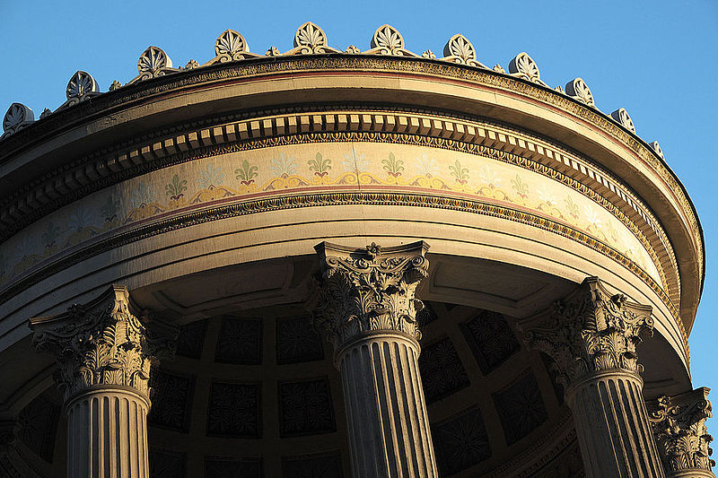 File:München Schlosspark Nymphenburg Apollotempel 991.jpg