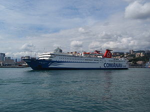 MV Bni Nsar verlässt den Hafen von Genua