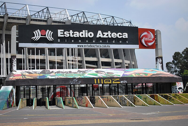 File:MainEntranceEAztecaDF.JPG