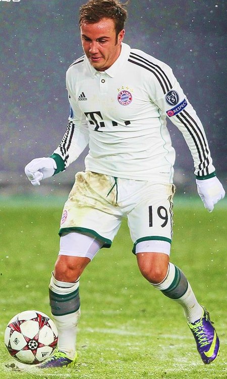 Götze playing for Bayern Munich in 2013