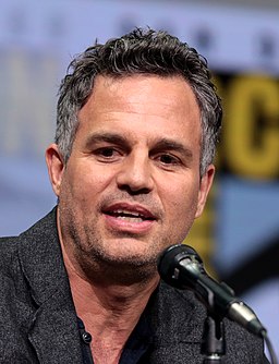 Mark Ruffalo (36243180575) (cropped)