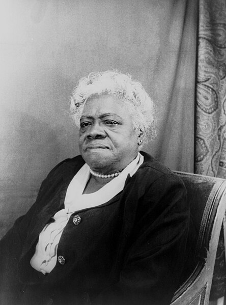 File:Mary McLeod Bethune (1949).jpg