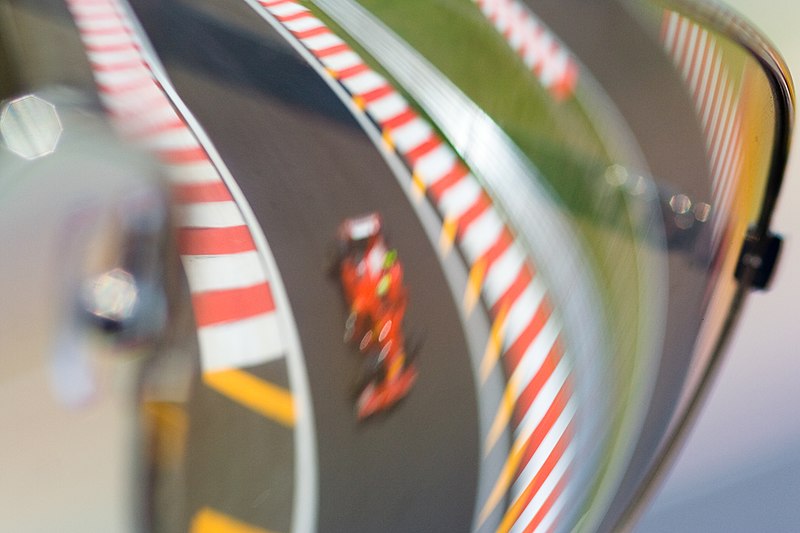 File:Massa Brazil 2008 mechanic's helmet.jpg