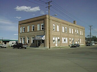 Miles City Laundry and Dry Cleaners (189515736).jpg