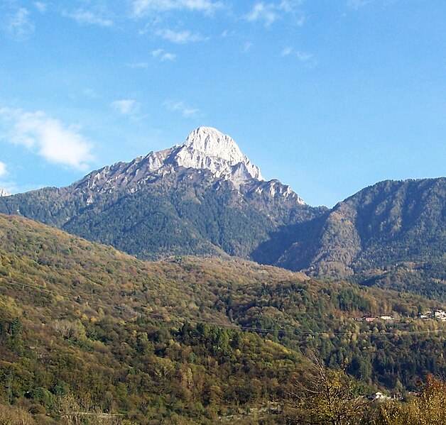 File:Monte Pizzo Badile - Ceto (Foto Luca Giarelli).jpg