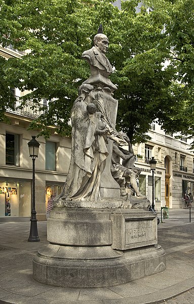 File:Monument Auguste Comte place Sorbonne Paris.jpg