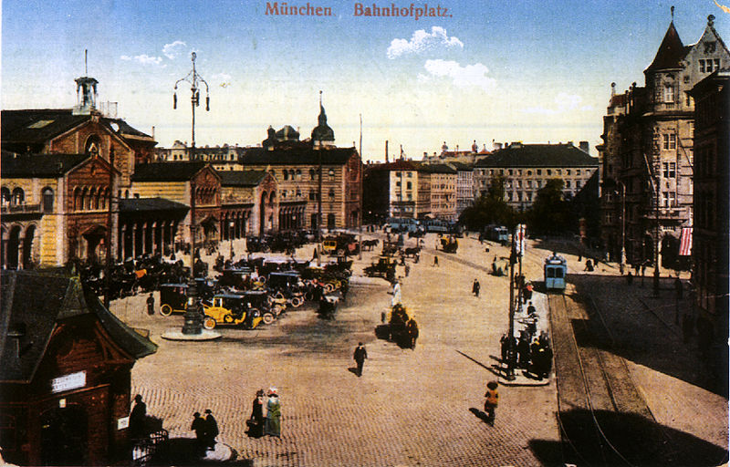 File:Munich central station 1900.jpg