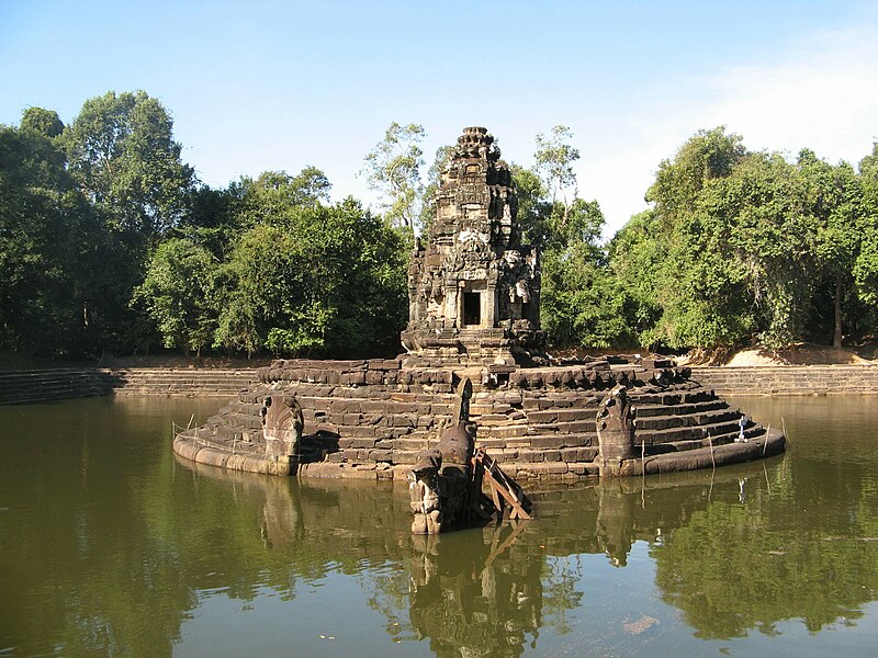 File:Neak pean 2009 1.jpg