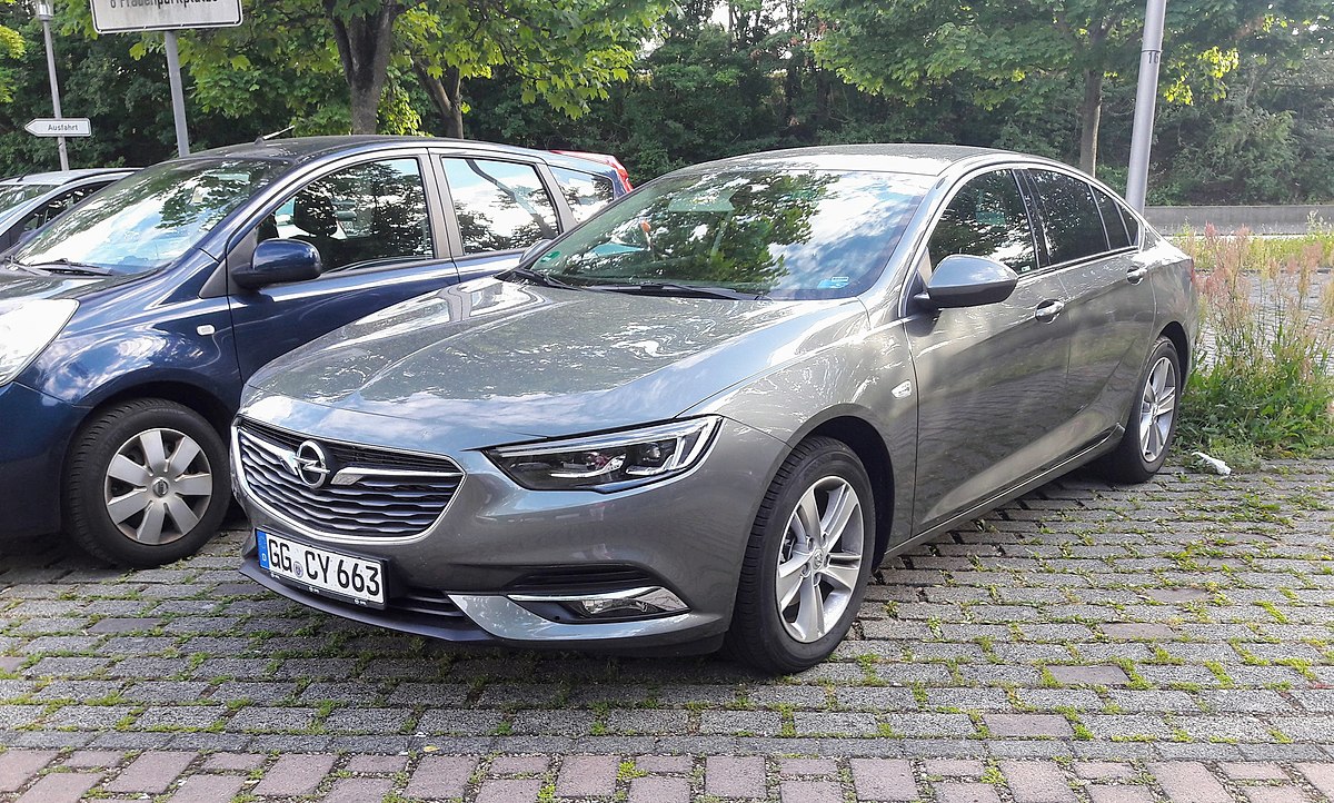 File:Opel Insignia B Sports Tourer FL IMG 4295.jpg - Wikipedia