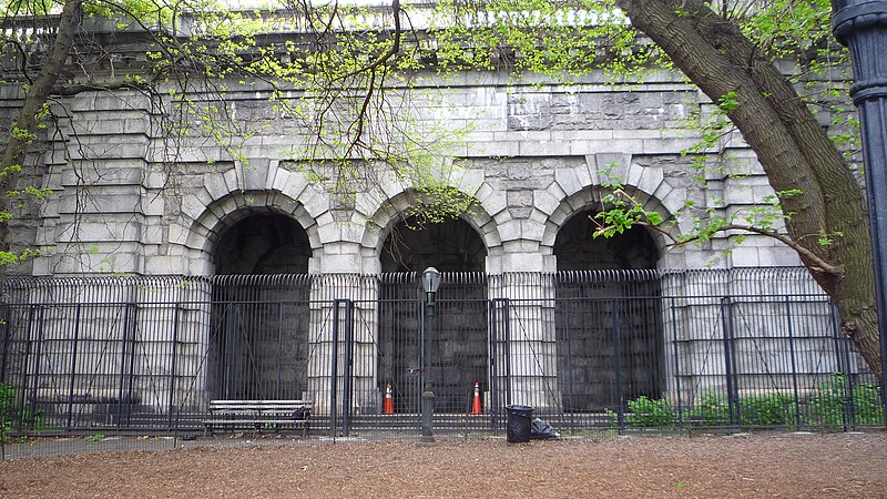 File:Open arches part of Arcade.jpg