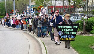 Anti-nuclear weapons march in Oak Ridge