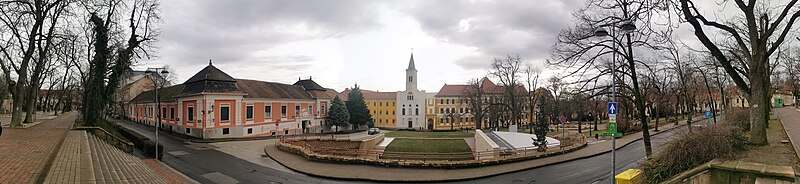 File:Pécs (4).jpg