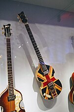 Thumbnail for File:Paul McCartney's ca.1962 Höfner 500／1 "Violin Bass", 2012 Höfner 125th Anniversary 1887-2012 "Union Jack" 500／1 Violin Bass (serial no. UJ001) played at Queen's Jubilee - Play It Loud. MET (2019-05-13 18.57.32 by Eden, Janine and Jim).jpg