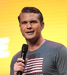 Pete Hegseth (50764761911) (beschnitten).jpg