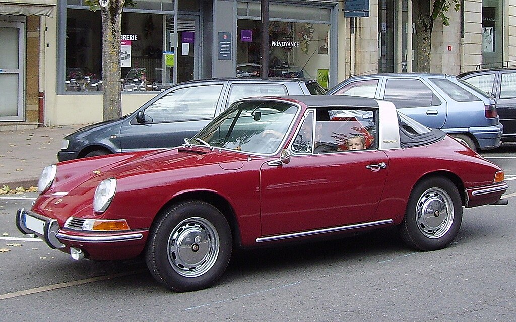 Pour le plaisir des yeux..... - Page 2 1024px-Porsche_912_Targa