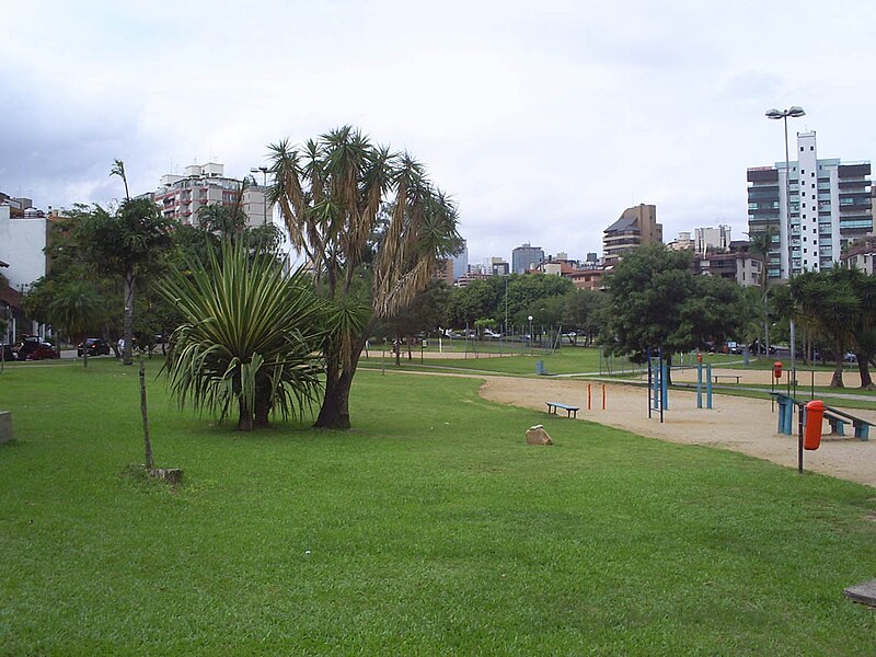 File:Praça da Encol.jpg