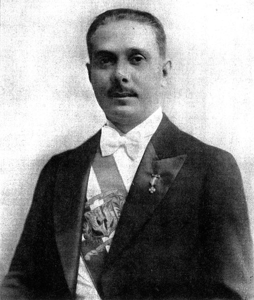 File:Presidente Rafael L. Trujillo en 1945 (cropped).jpg