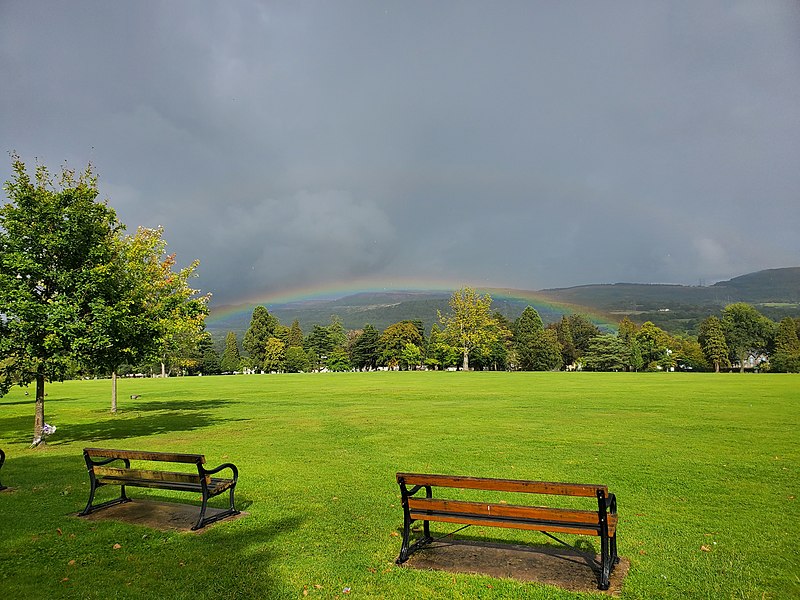 File:Rainbow over Trecynon, view from Aberdare Park.jpg