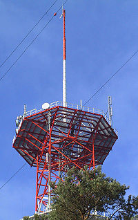 117,5 m hoher Sendeturm