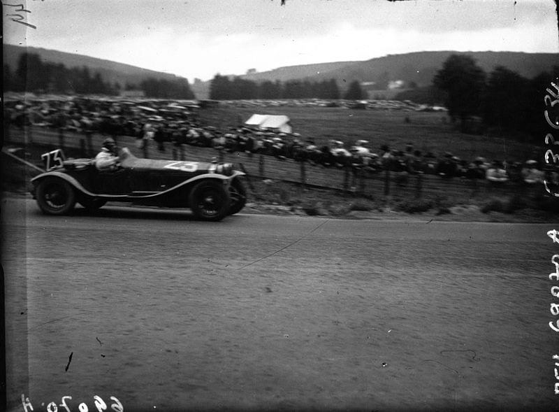 File:Robert Benoist at the 1929 24 Hours of Spa.jpg