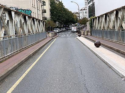 Comment aller à Rue Des Bordeaux en transport en commun - A propos de cet endroit